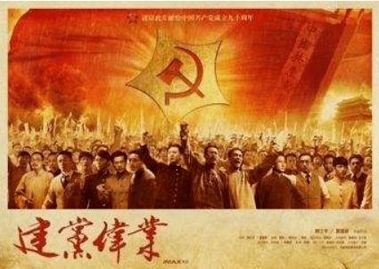 年轻漂亮女保姆与老头的真挚情谊，穿越年龄和社会地位的界限